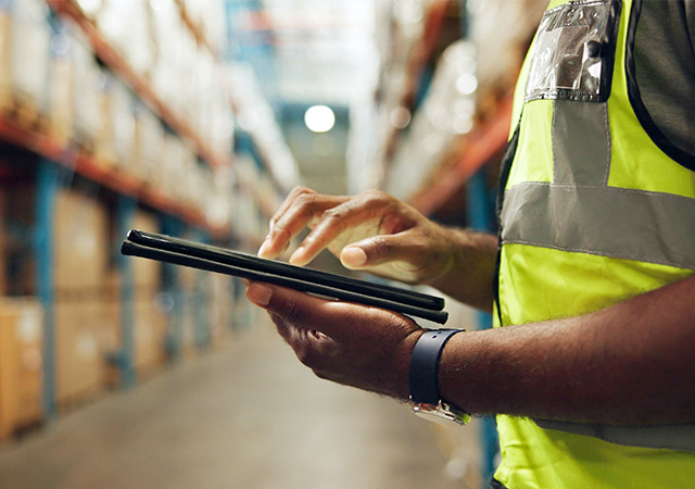 LMS for Non-Desk-Based Workers