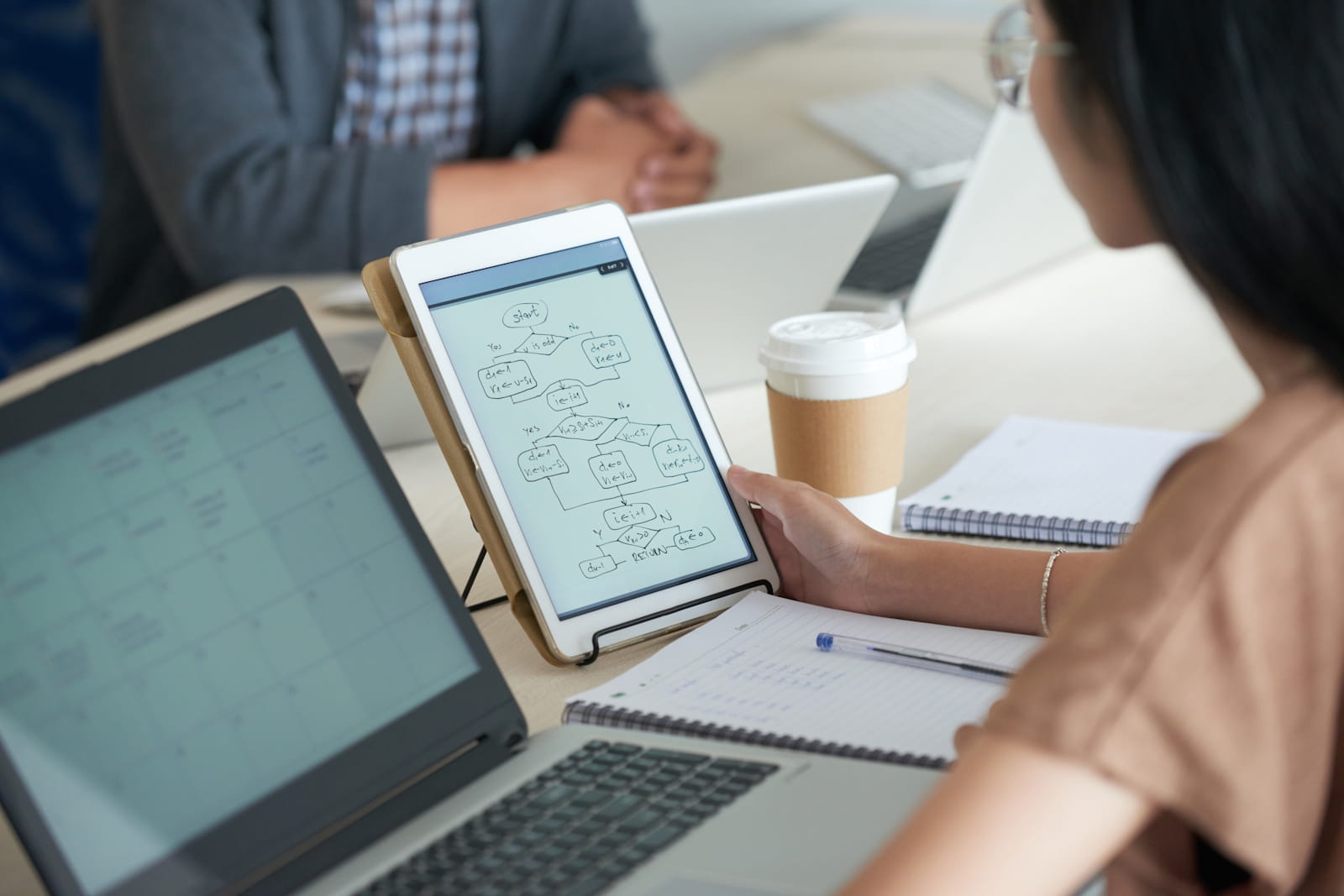built-in LMS assessments vs external quiz tools